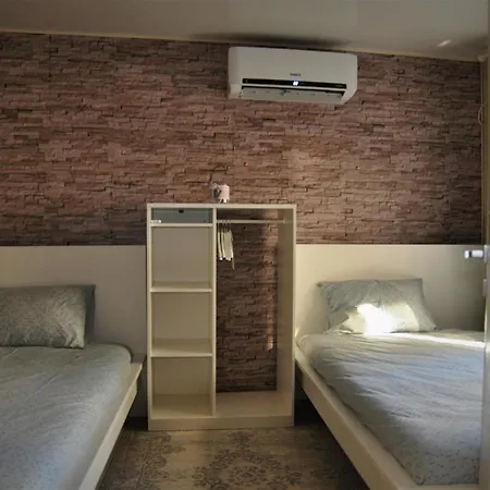 Ema Artistic House *