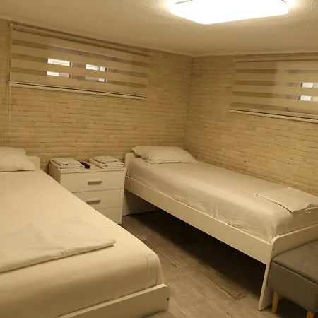 Ema Artistic House Pensiune