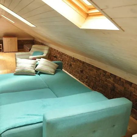 Ema Artistic House Pensiune