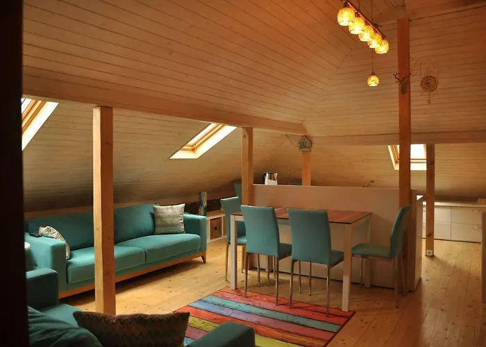 Ema Artistic House Gæstehus