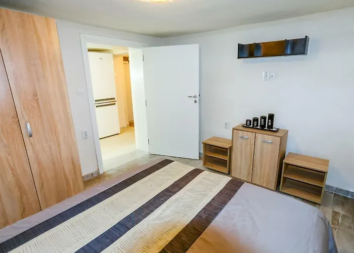 Ema Artistic House *