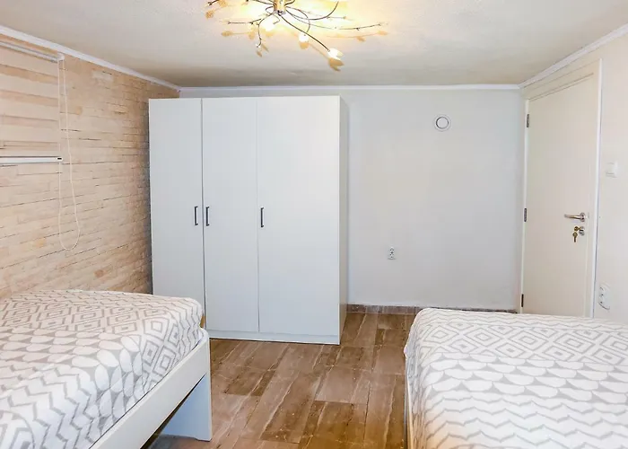 Gæstehus Ema Artistic House *